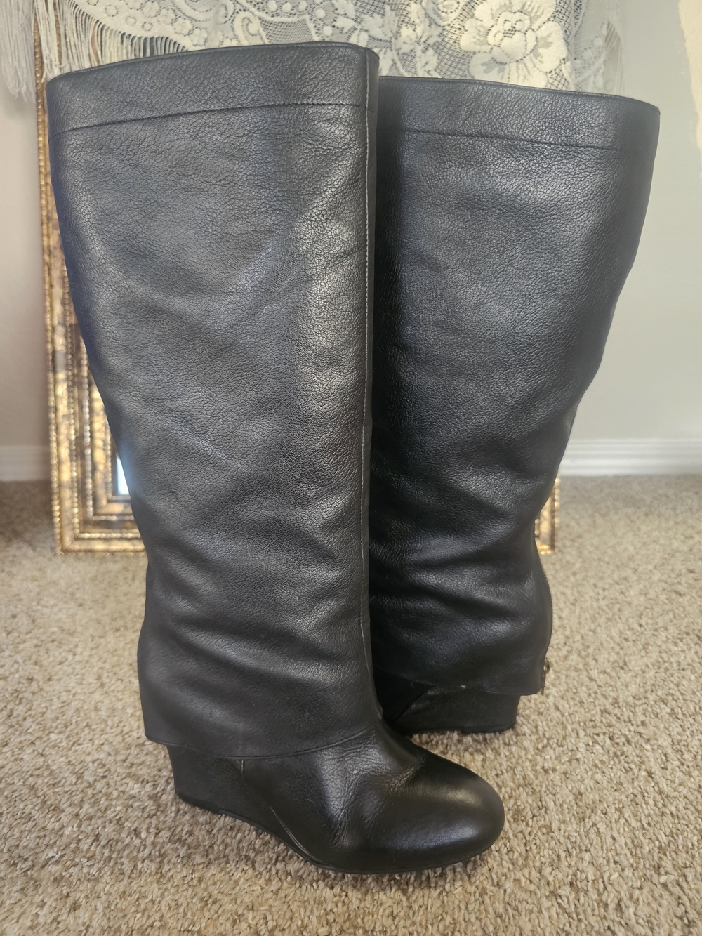 Steve Madden Black Leather Boot Cut Wedge Boots